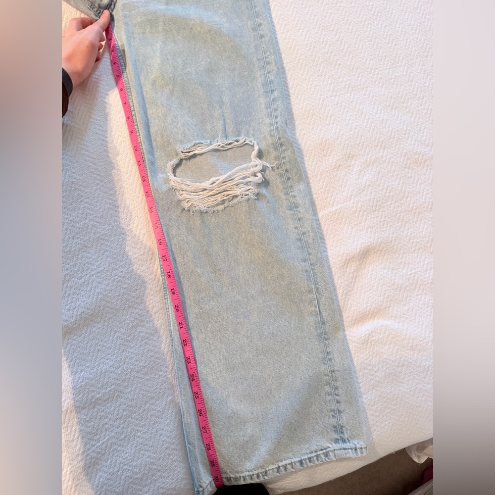 H&M Y2K Divided High Waist Light Blue Ripped Wide-Leg Jeans Size 4 Like New - Picture 9 of 9